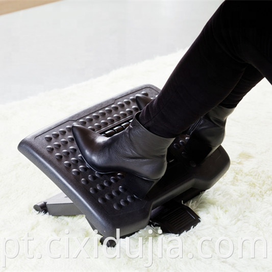 Adjustable office footrest